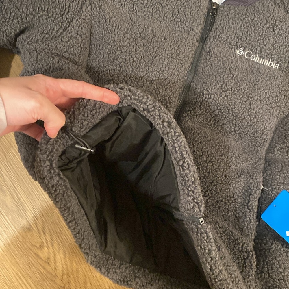 Last Day - Columbia Puffer Jacket - Picture 10 of 12